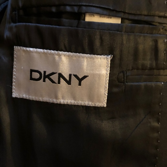 DKNY